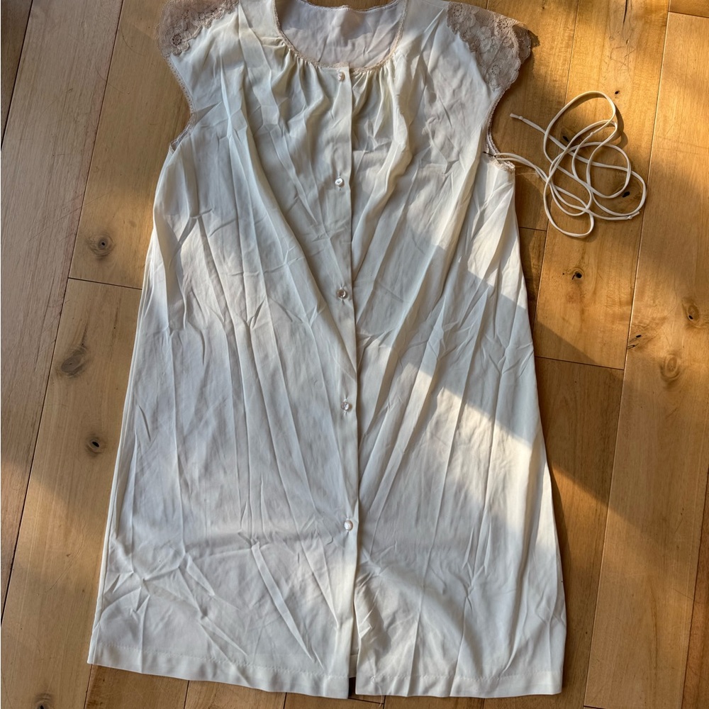 Cream Button-Down Sleeveless slip dress Heiress‎ size S Small